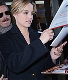 diannaagronorg_candids_001.jpg