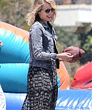 diannaagronorg_candids_009.jpg