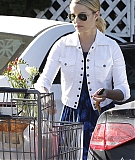 diannaagronorg_candids_002.jpg