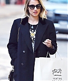 diannaagronorg_candids_018.jpg