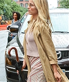 diannaagronorg_candids_003.jpg