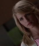 DiannaAgron_GleeS2_0385.jpg